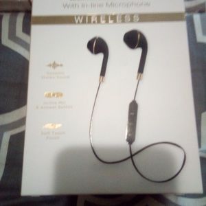 Bluetooth wireless ear buds. brand new never been
